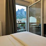 Penzion Meteora Gold And Glass 4*