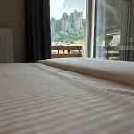 Penzion Meteora Gold And Glass 4*