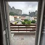 Meteora Gold And Glass Penzion 4*