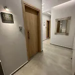 بيت ضيافة Meteora Gold And Glass كالامباكا