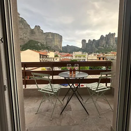 Meteora Gold And Glass 게스트하우스 칼람파카