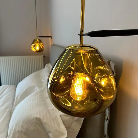 Meteora Gold And Glass קאלאבאקה