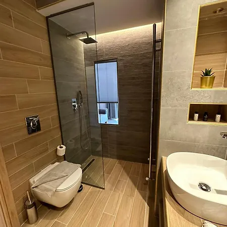 Meteora Gold And Glass 4*