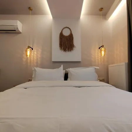 Meteora Gold And Glass