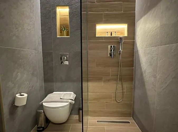 Meteora Gold And Glass 4*