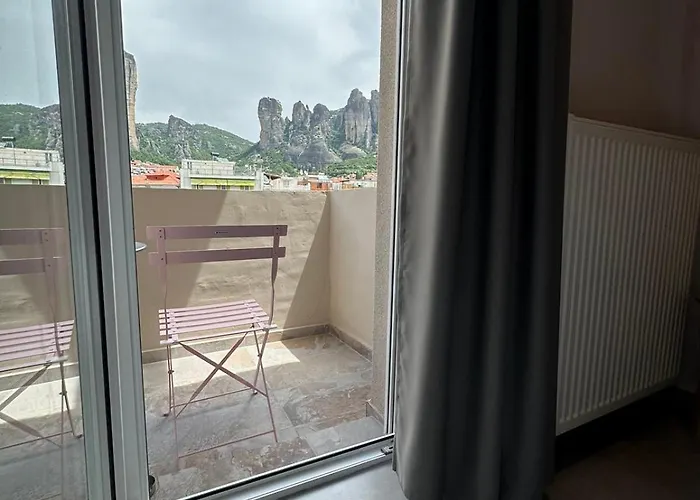 Meteora Gold And Glass 4*