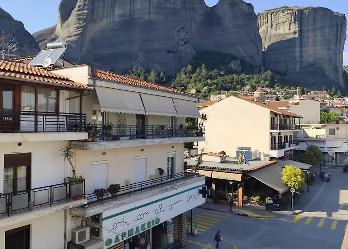 Meteora Gold And Glass 4*